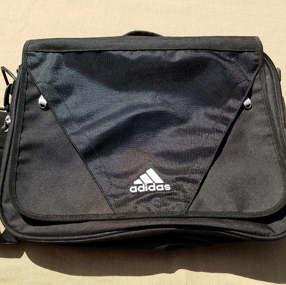 adidas shoulder strap